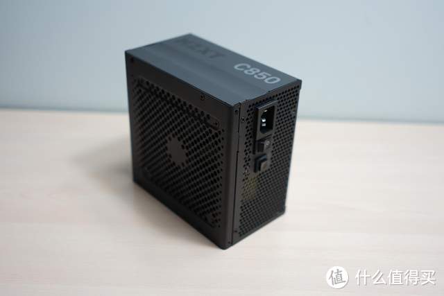 恩杰NZXT C850电源：性能和静音兼备