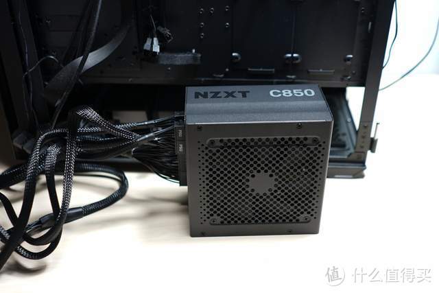 恩杰NZXT C850电源：性能和静音兼备