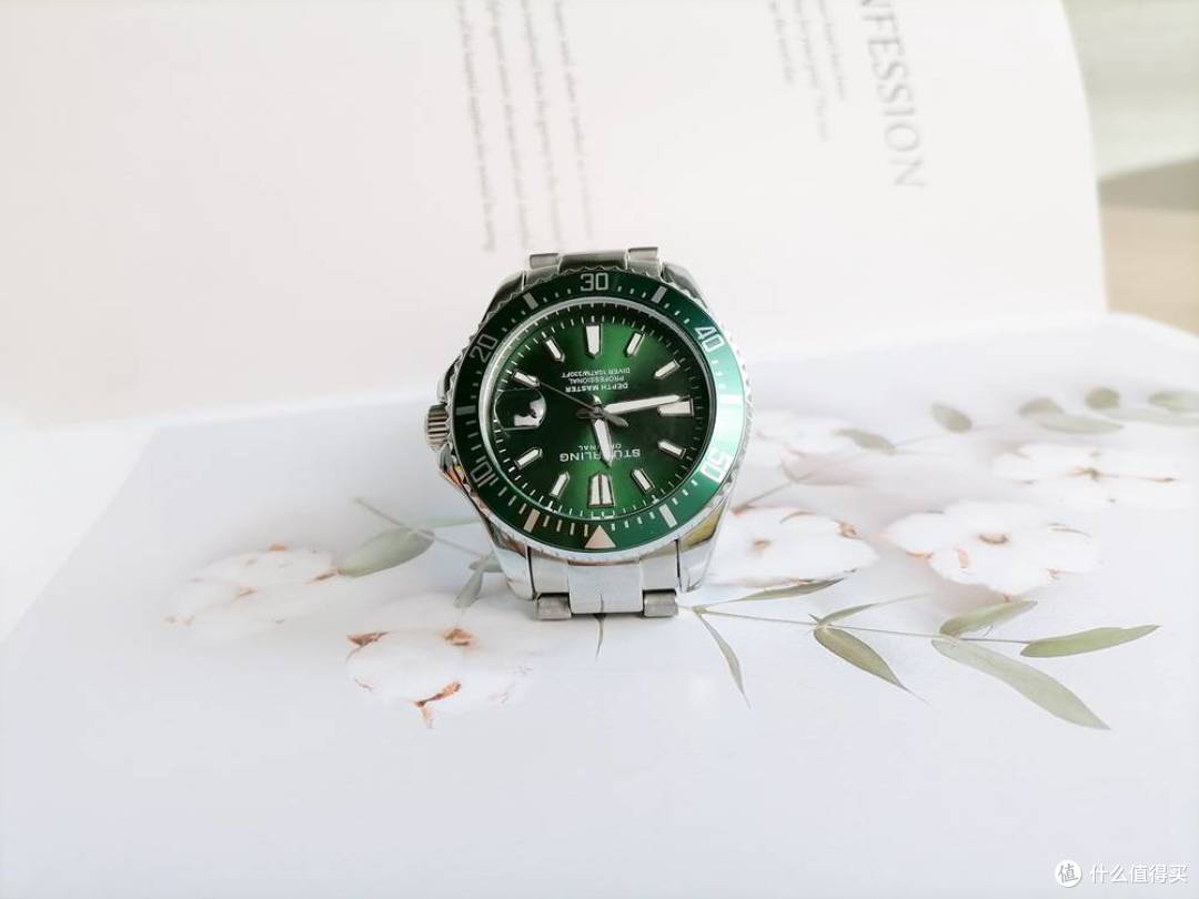 可以"替代"劳力士绿水鬼的手表——施图灵平民"绿水鬼"