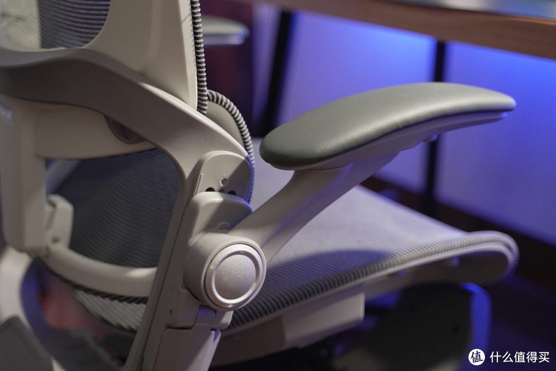 二代用户再升级——网易严选3D悬挂腰靠人体工学椅体验测评