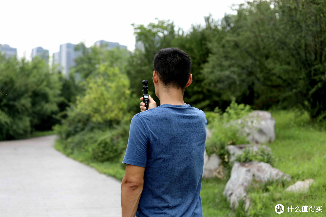 飞宇Feiyu pocket 2S可穿戴式口袋云台相机评测