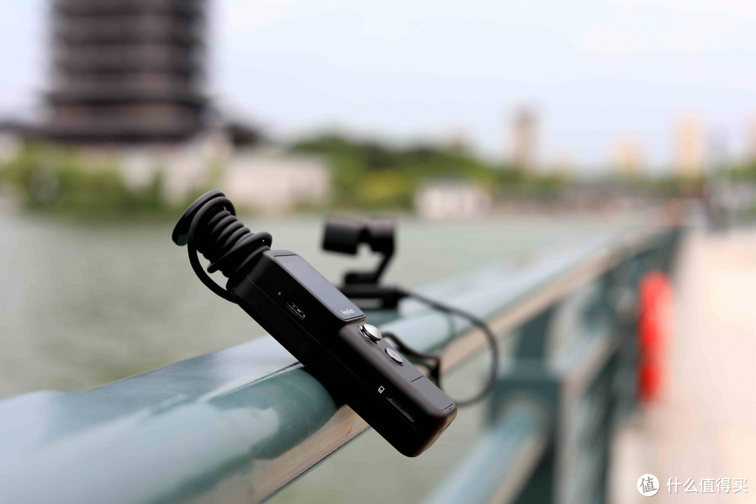 飞宇Feiyu pocket 2S可穿戴式口袋云台相机评测