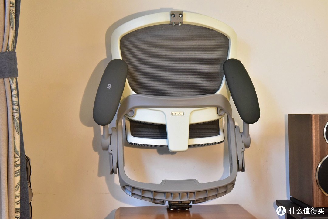 网易严选人体工学椅体验：腰枕上下可调、座椅纵深可调，护腰新高度！