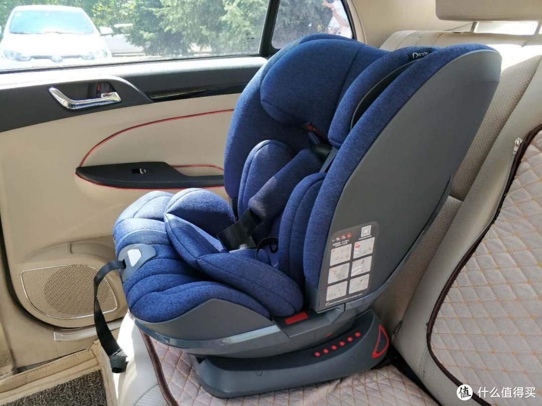 别让孩子在你的汽车上“裸奔”，一文看懂儿童安全座椅的3大问题