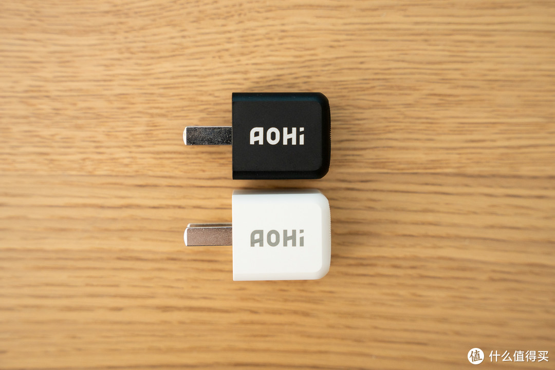 AoHi 20W 微型大功率充电器使用分享，iPhone12 专属定制