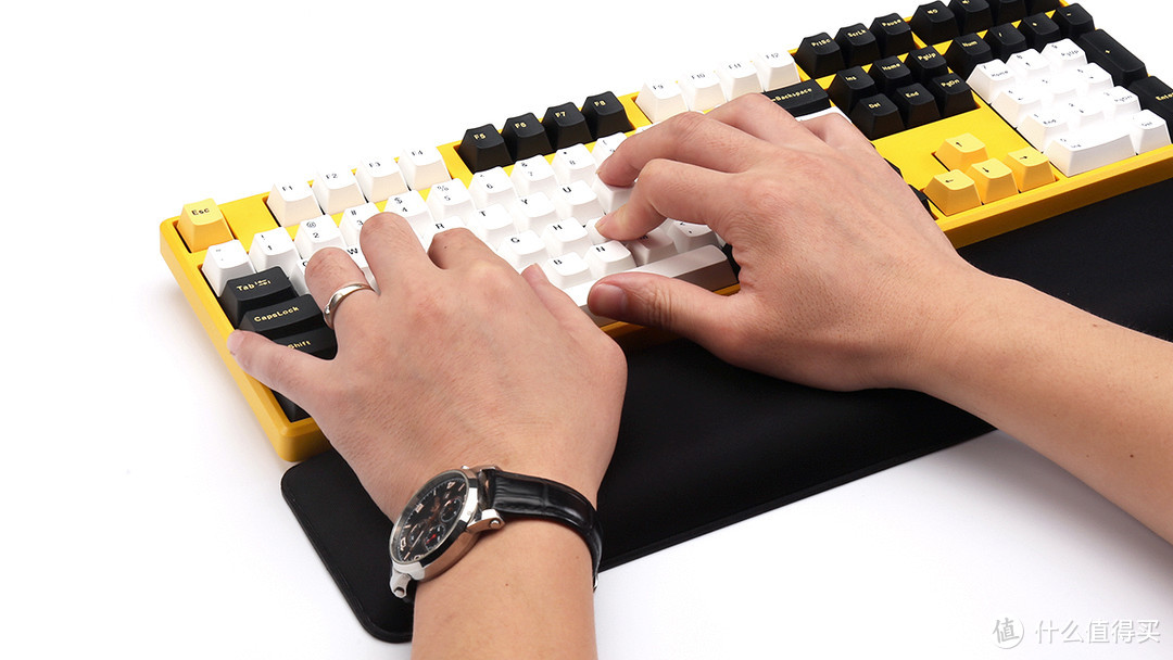 BaroccoMistel密斯特 X-VIII机械键盘评测：洗尽铅华 回归本质