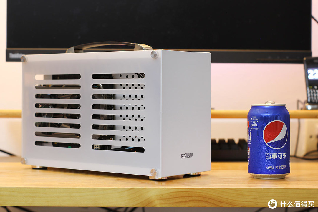 第一台ITX小主机，7.5L超频三蜂鸟i100机箱+十蚊鸡小改造变幻彩版