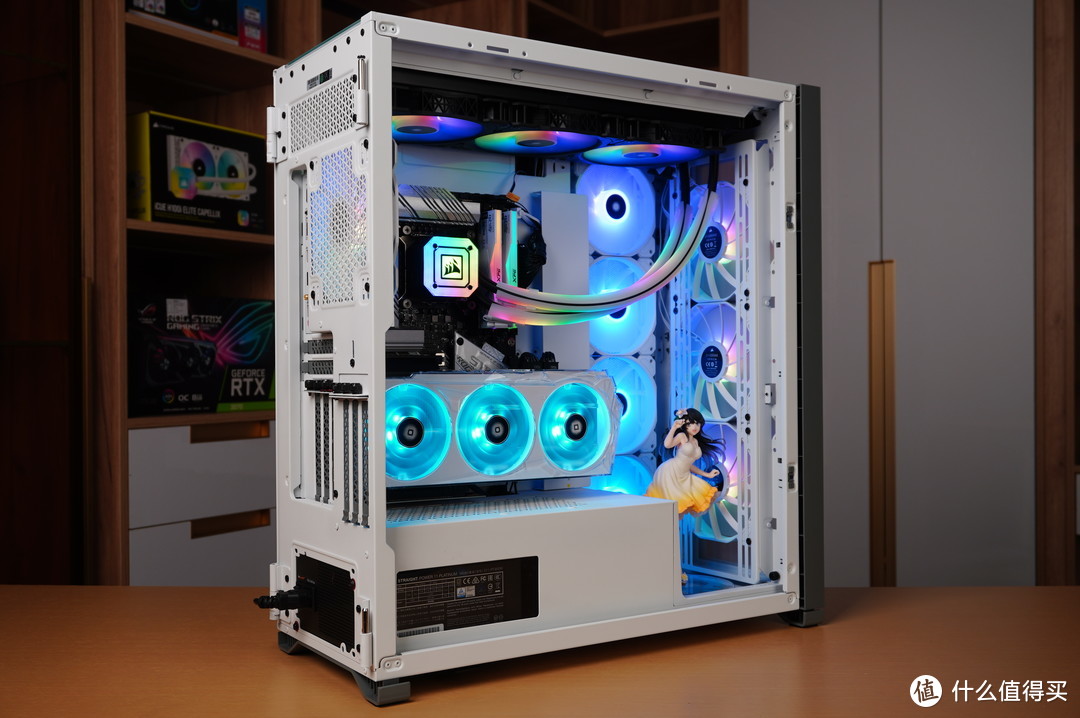 静观其变iCUE 7000X RGB+吹雪限定内存：夏日清凉轻度二次元主机