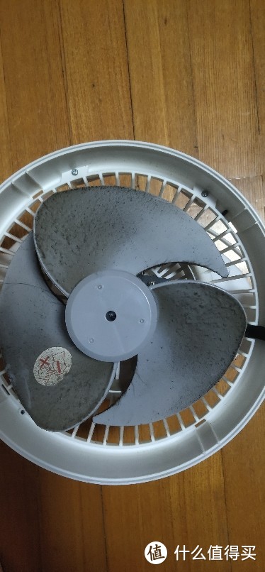 给日本爱丽丝空气循环扇，电风扇（拆机）清洗一下，拆机拆开清洗