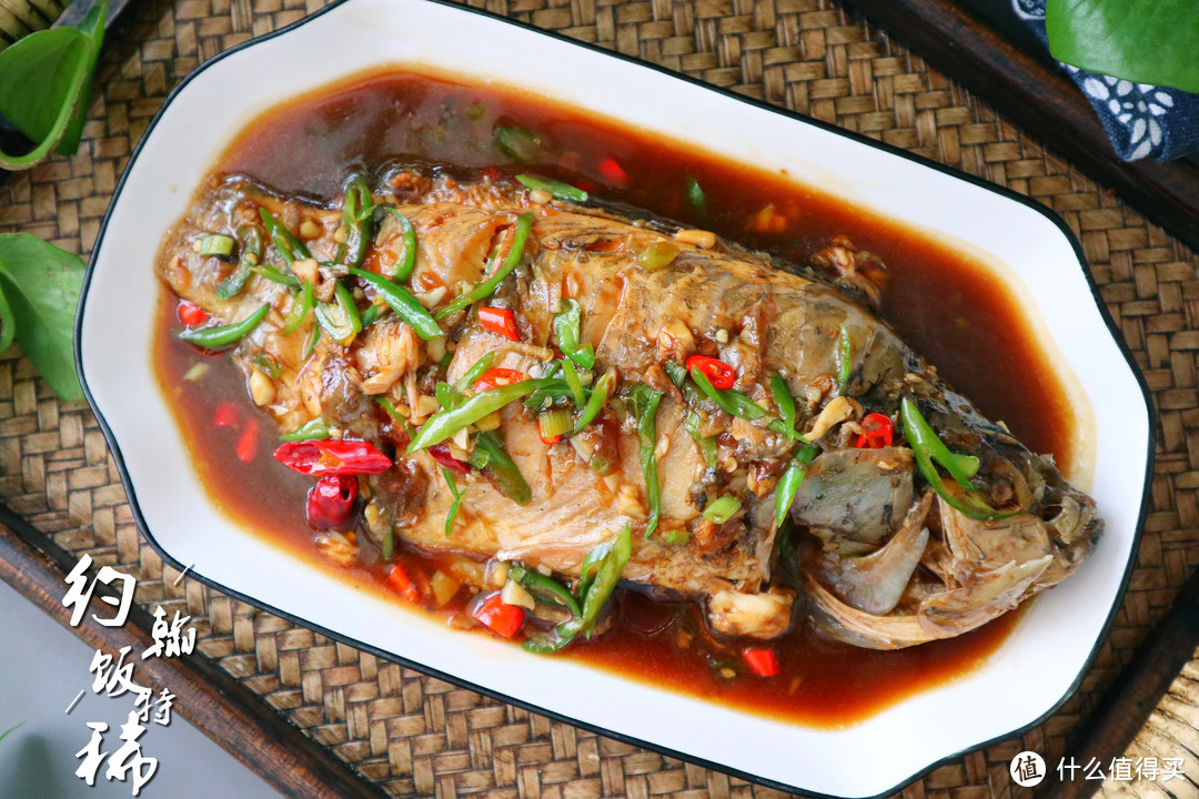这鱼被列为人类6大主食品之一，味道鲜美，肉质细嫩，红烧最可口