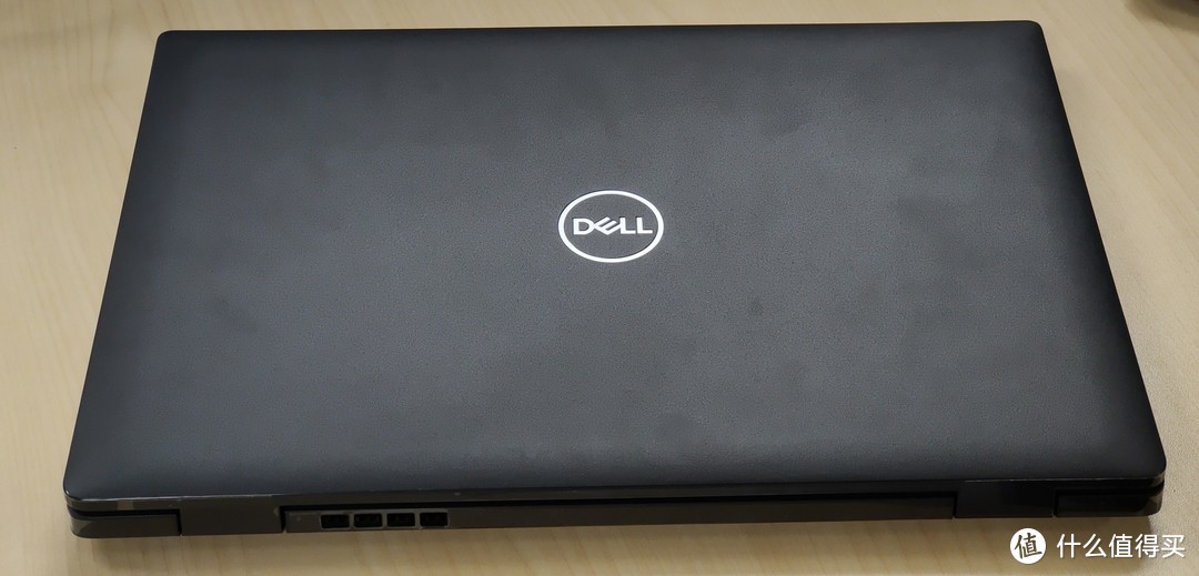 集团总公司给员工配备的新电脑：Dell Latitude 3420，那就拿来体验看性能怎么样吧！