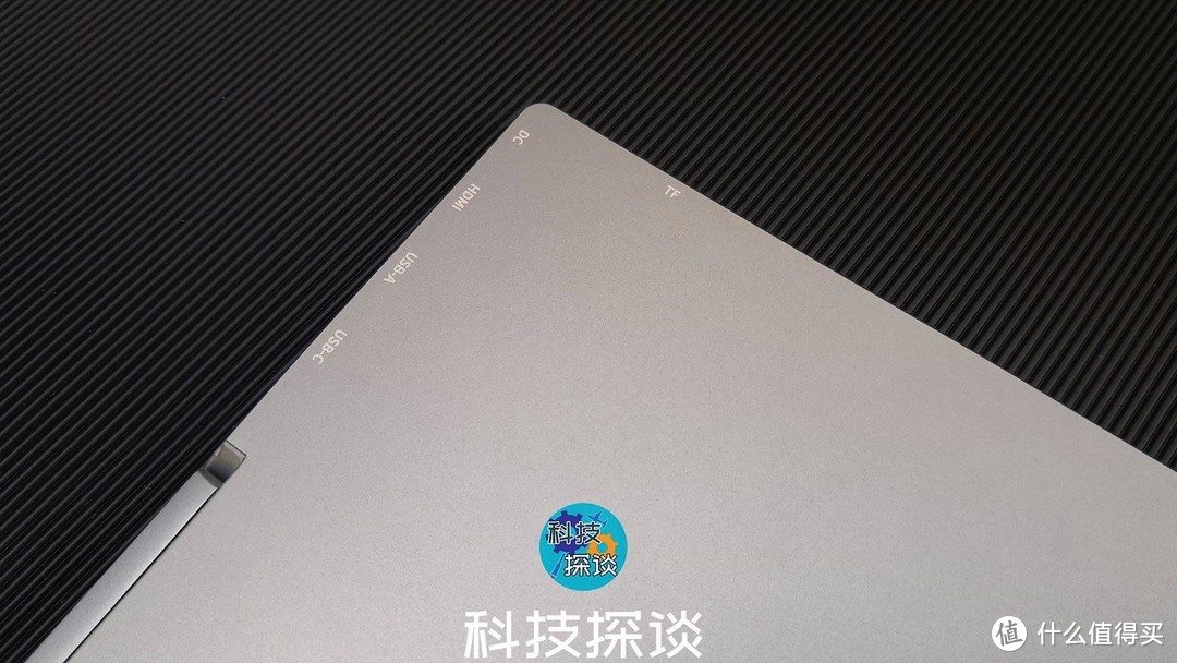 办公学习两不误，很适合学生的Win10二合一平板，酷比魔方iWork20