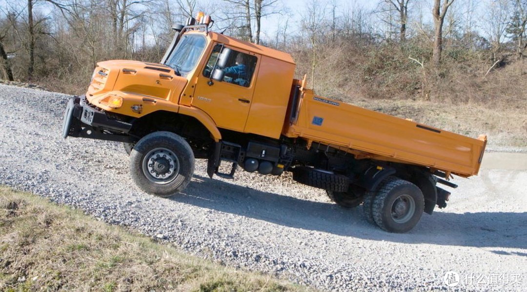 乐高下半年新品42129 4x4梅赛德斯奔驰Zetros试验卡车开箱曝光