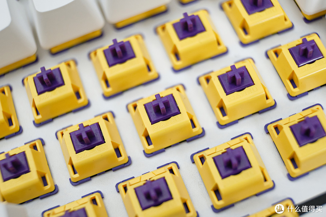“堆料”是属于玩家的幸福，达尔优A87三模机械键盘分享