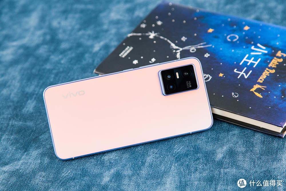 自然美颜还能瞬间变色！vivo S10 Pro美图赏析