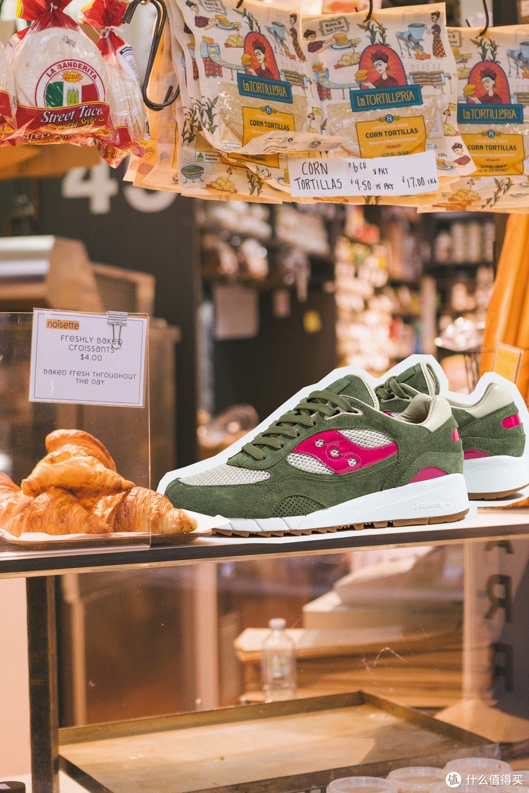 Upthere X Saucony shadow 6000 世界之门