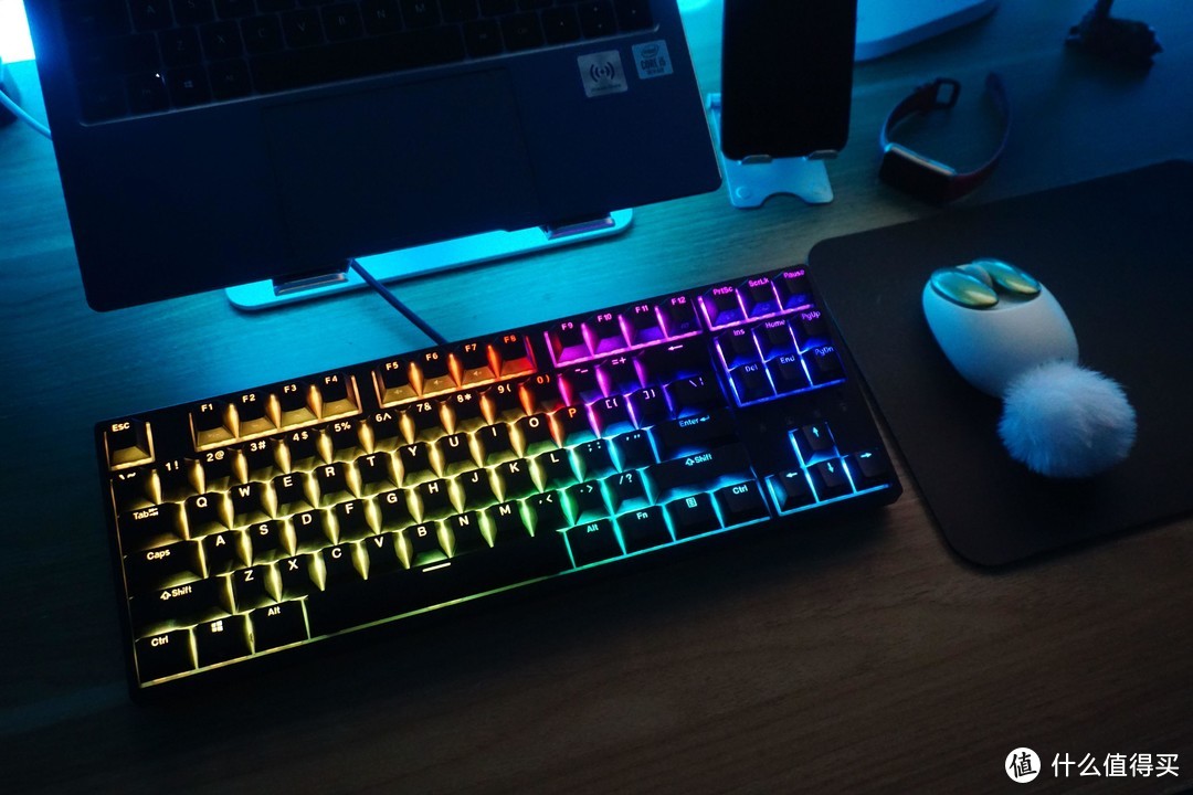 这算不算机械键盘顶峰？RGB、按键皆可DIY，杜伽K320 RGB-NS评测