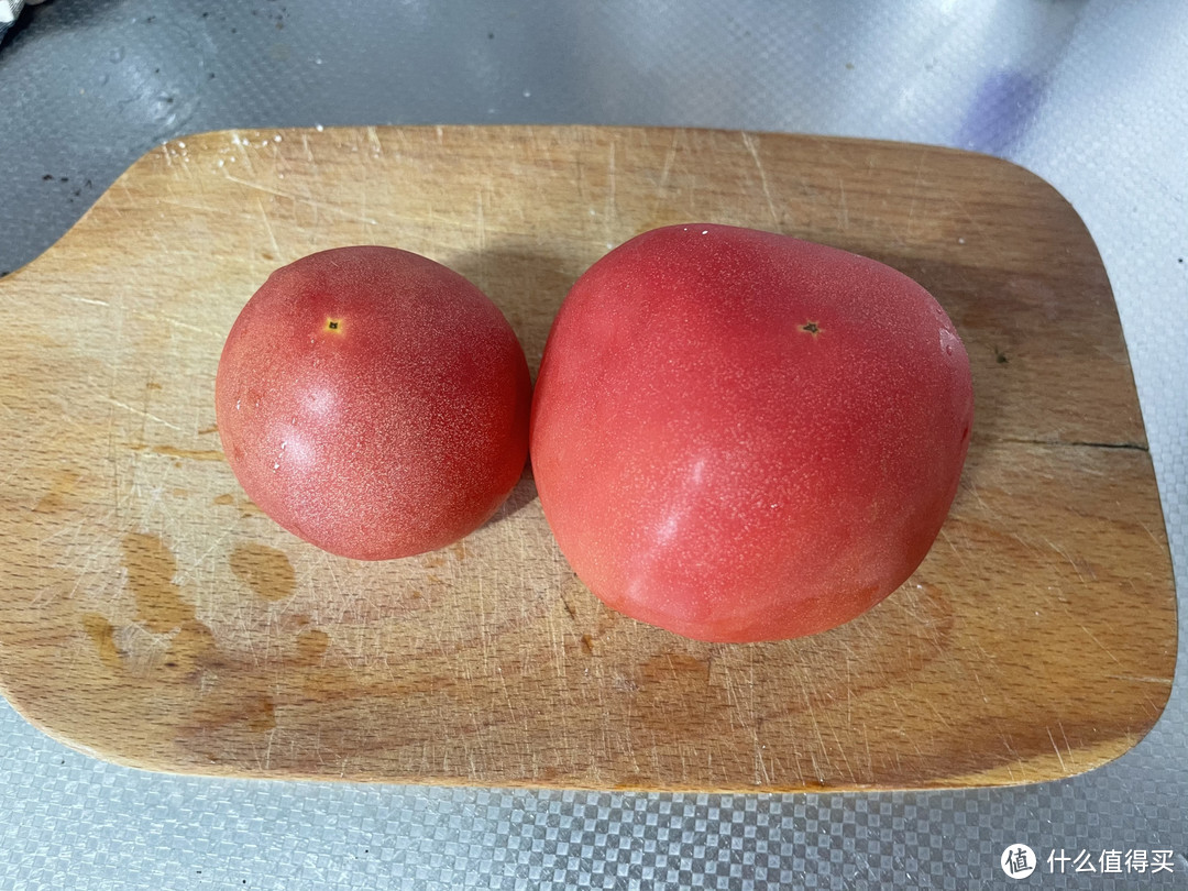 酷暑难耐没食欲，我家经常吃这面条，酸爽开胃，蛋香十足汤汁浓郁