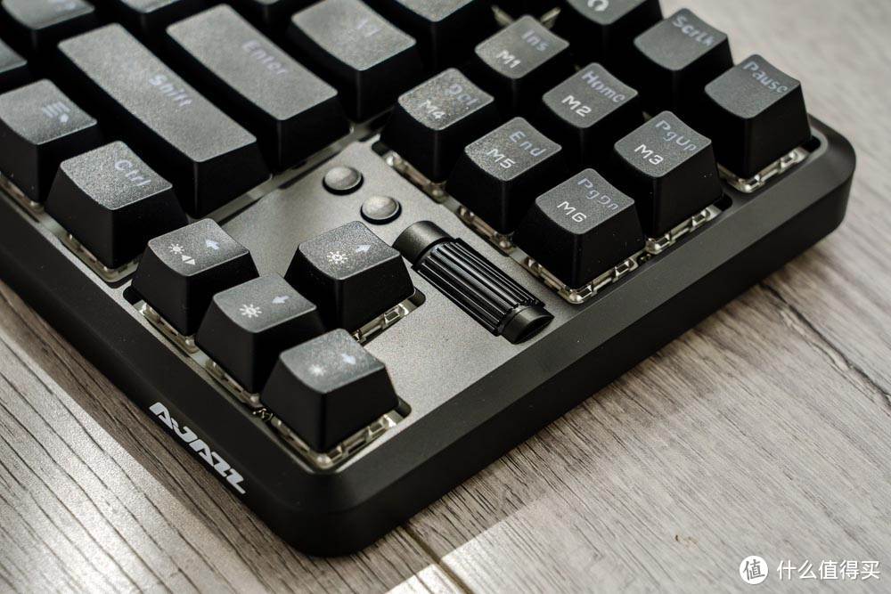 黑爵K870T机械键盘评测：DIY键轴键帽办公游戏都好用