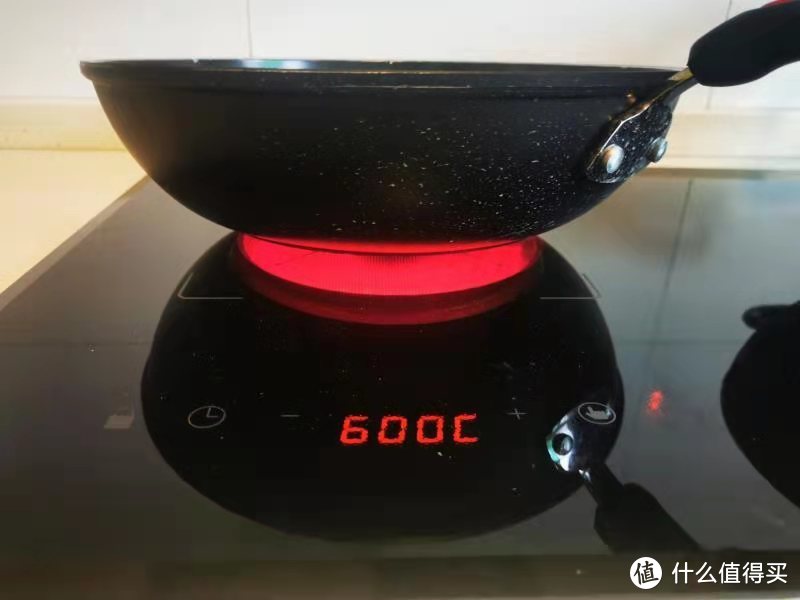 【莱梅德B20电陶炉一体机】微晶一体面板，超薄耐热好清洁；德国EGO电陶炉，不挑锅很方便；
