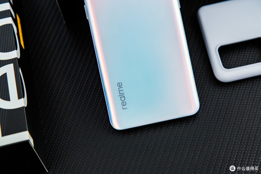 内外兼修文艺范儿realmegt大师版晨曦色赏析