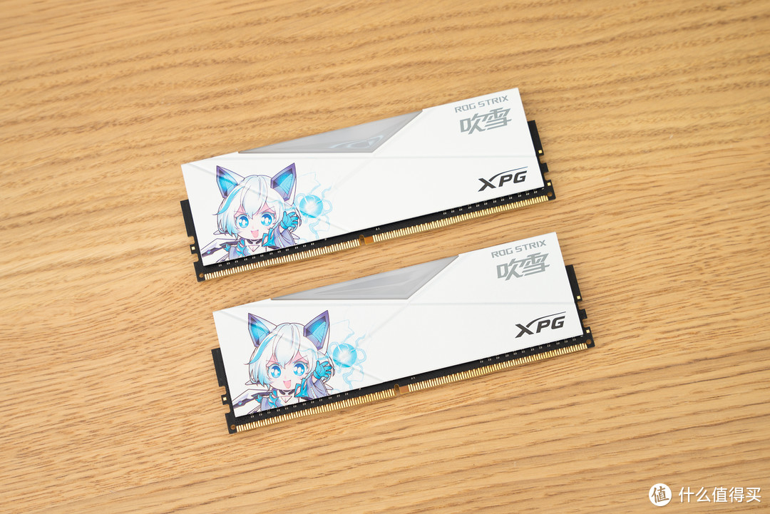 威刚 XPG 龙耀 D50 华硕吹雪联名内存 DDR4 3600MHz 8GB x 2 开箱分享