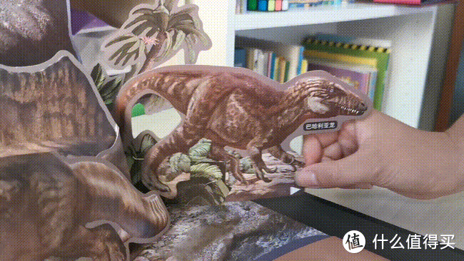家有恐龙迷，强烈推荐这本《PNSO重建恐龙世界立体书》