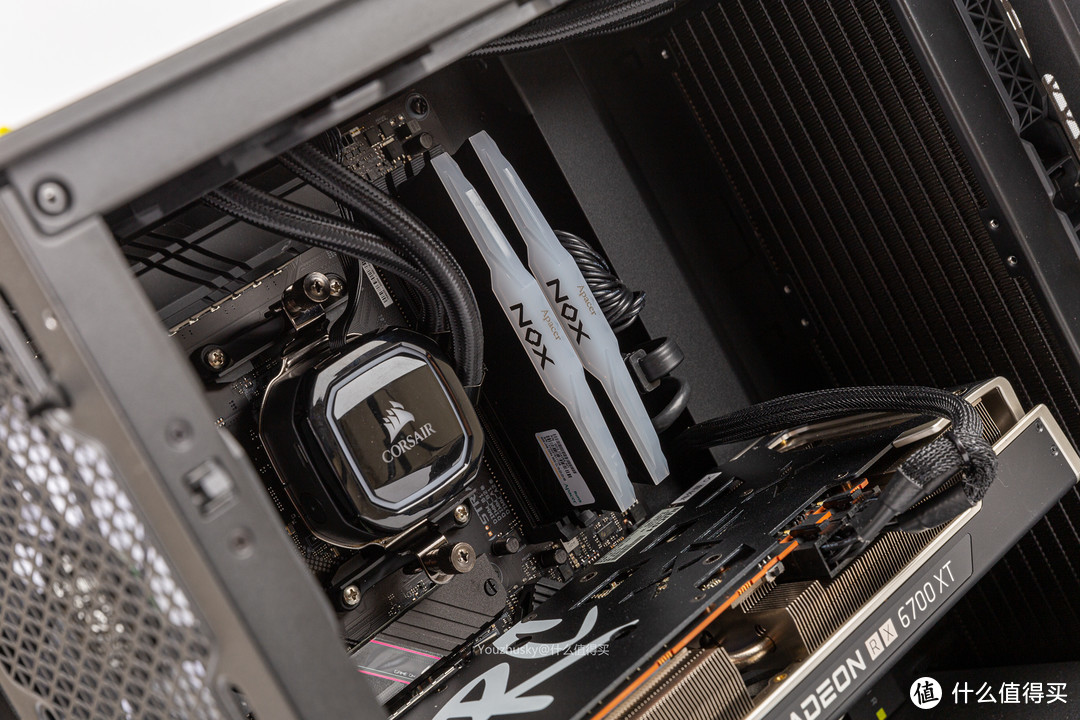 海盗船4000D AIRFLOW 装机show，5800X+B550XE+XFX6700XT