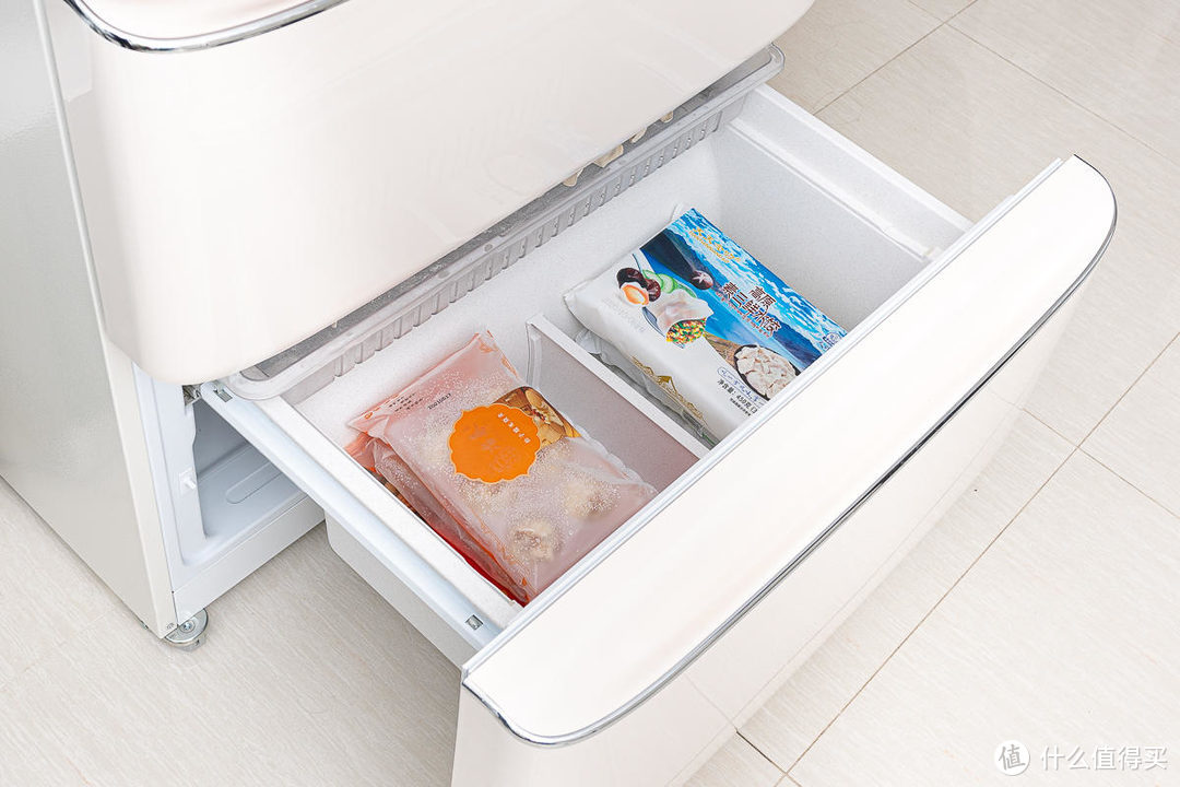 传统冰箱中的另类，小吉法式复古对开门冰箱新品体验