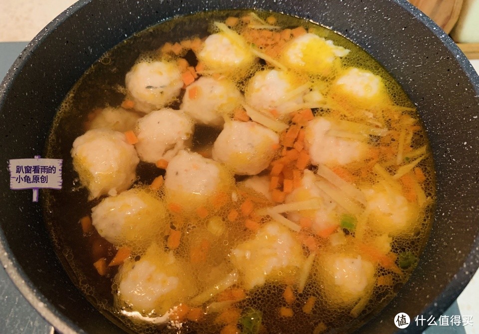 百分百纯虾丸汤，做起来简单方便，吃起来软嫩鲜香，太美味了