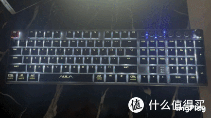 纤薄轻巧、稳定矮轴：狼蛛F2090超薄型机械键盘体验