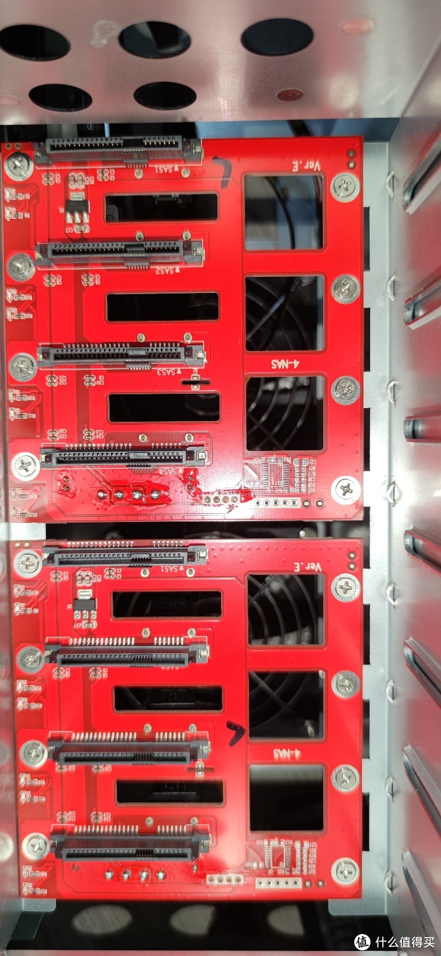 495元8盘NAS   支持全尺寸主板  4个半高PCIE
