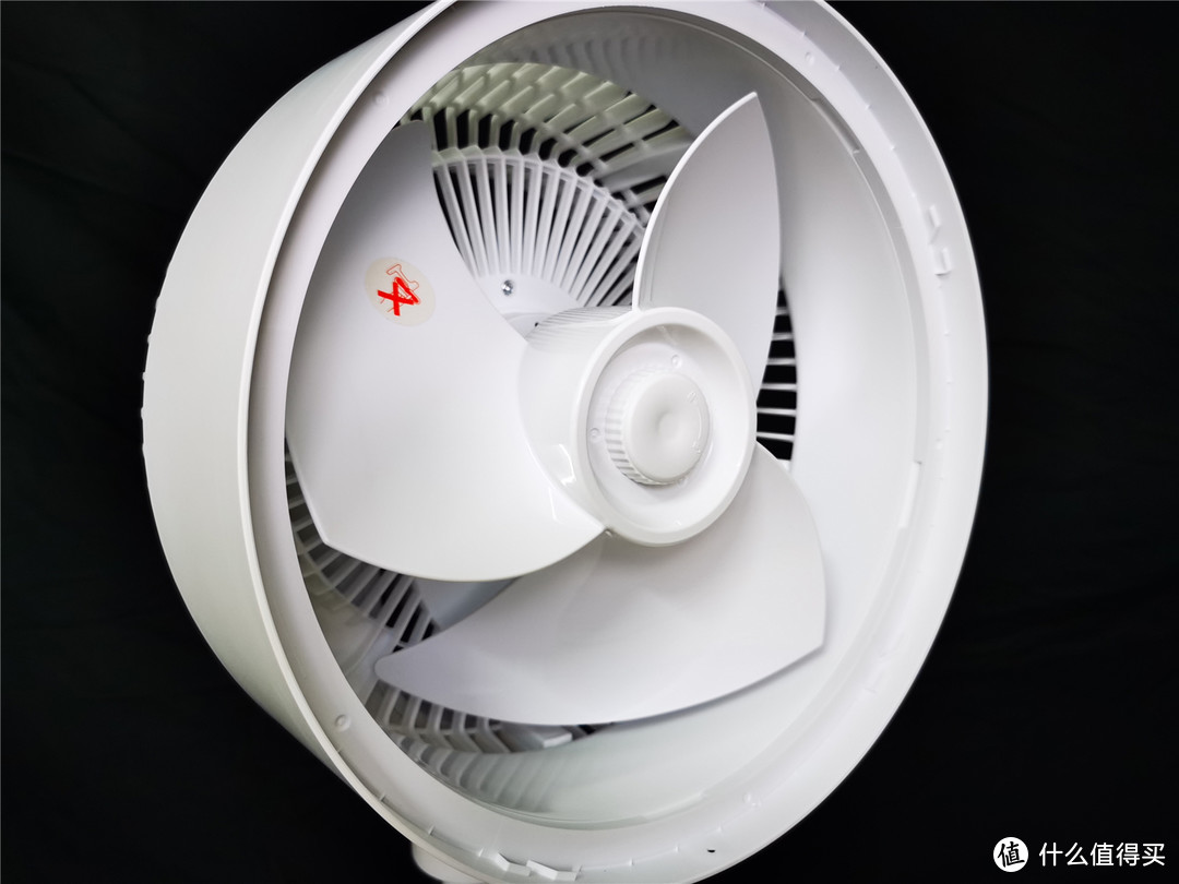 循环风扇对室内空气流动、空调制冷、控温能带来什么辅助性？