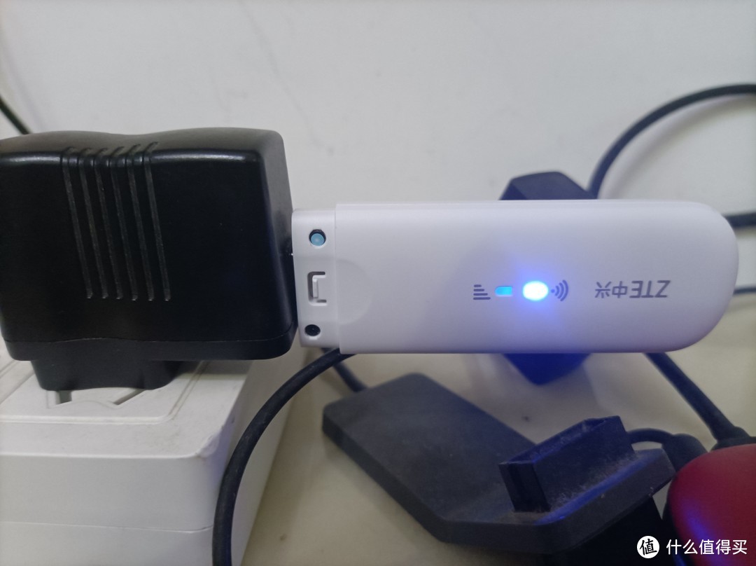 中兴MIFI-MF79U开箱，简单评测