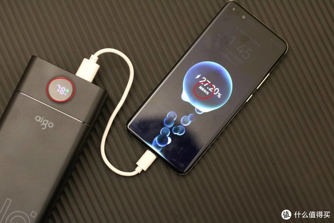 又是一款“国民好物”，40000mAh，aigo 移动电源体验