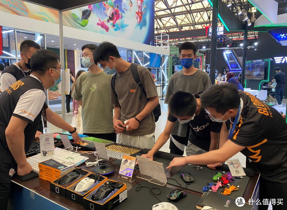 ChinaJoy 2021：专注轻量化，Glorious 展出多款超轻个性键鼠