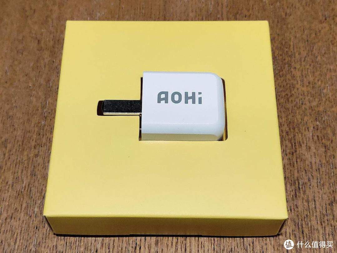 Aohi magcube 20W充电器：品质依旧如一，专为iPhone 12而打造