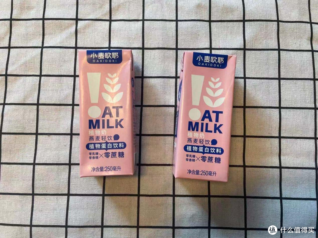 燕麦奶爆火，深度测评OATLY是不是更好喝？