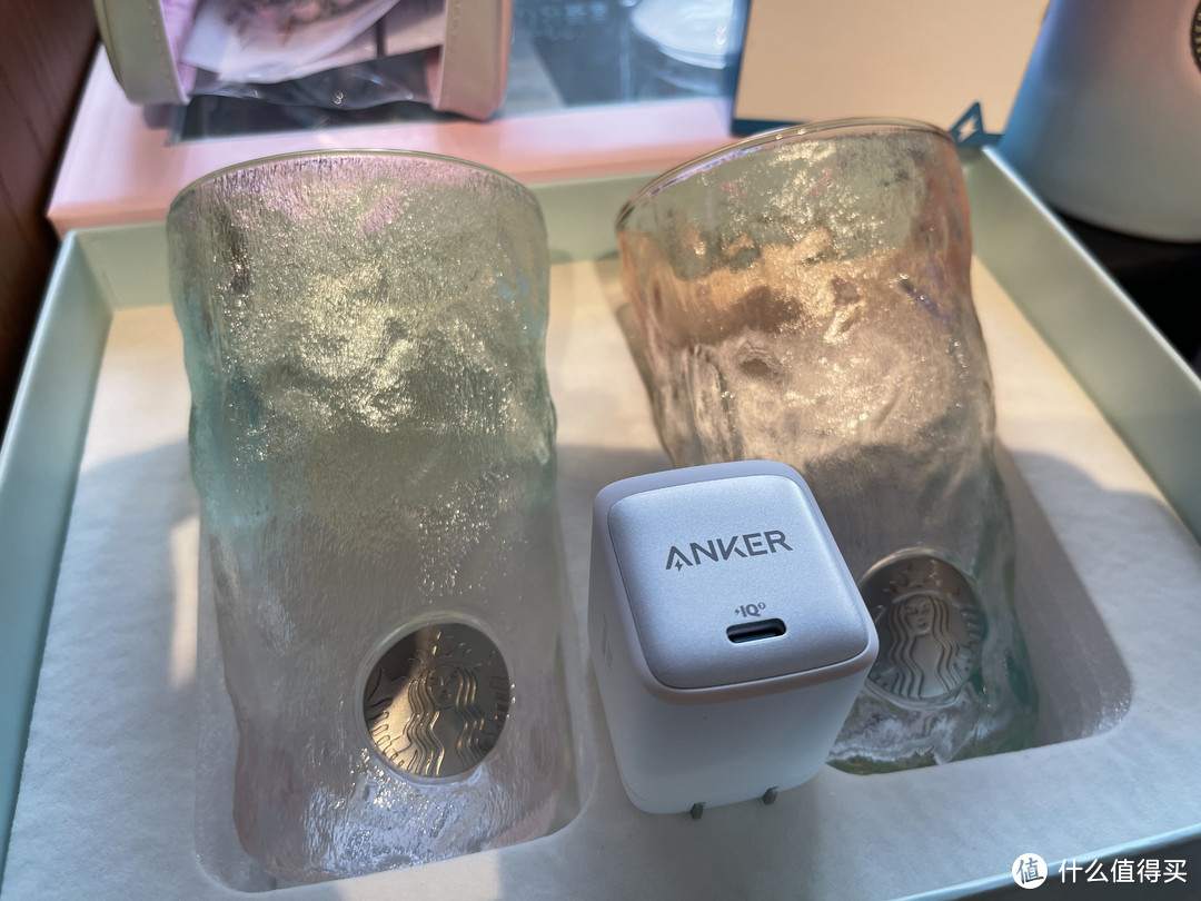 氮化镓的再一次进化：ANKER 氮化镓超能充 65W充电器