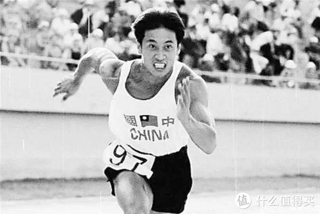 “百年后奥运会100米决赛上有一个中国人”《一个人的奥林匹克》
