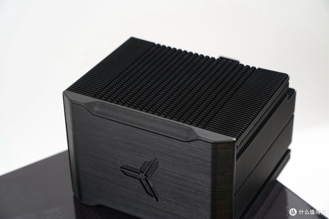 炎炎夏日下的甜品乔思伯u4plus装机体验