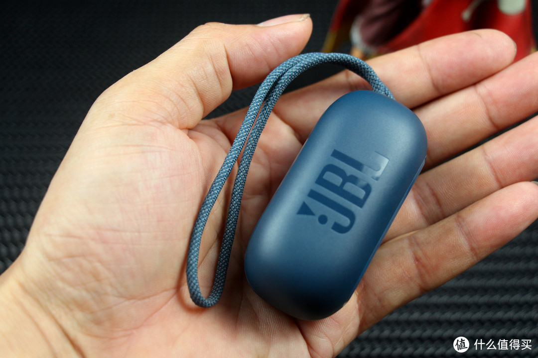 能防水又降噪，JBL MINI NC让运动健身听音乐彻底摆脱了线材的束缚