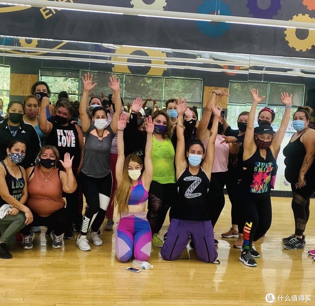 拒绝身材焦虑，跟练第二期，让人一跳就快乐的Zumba，轻松无深蹲跳跃版