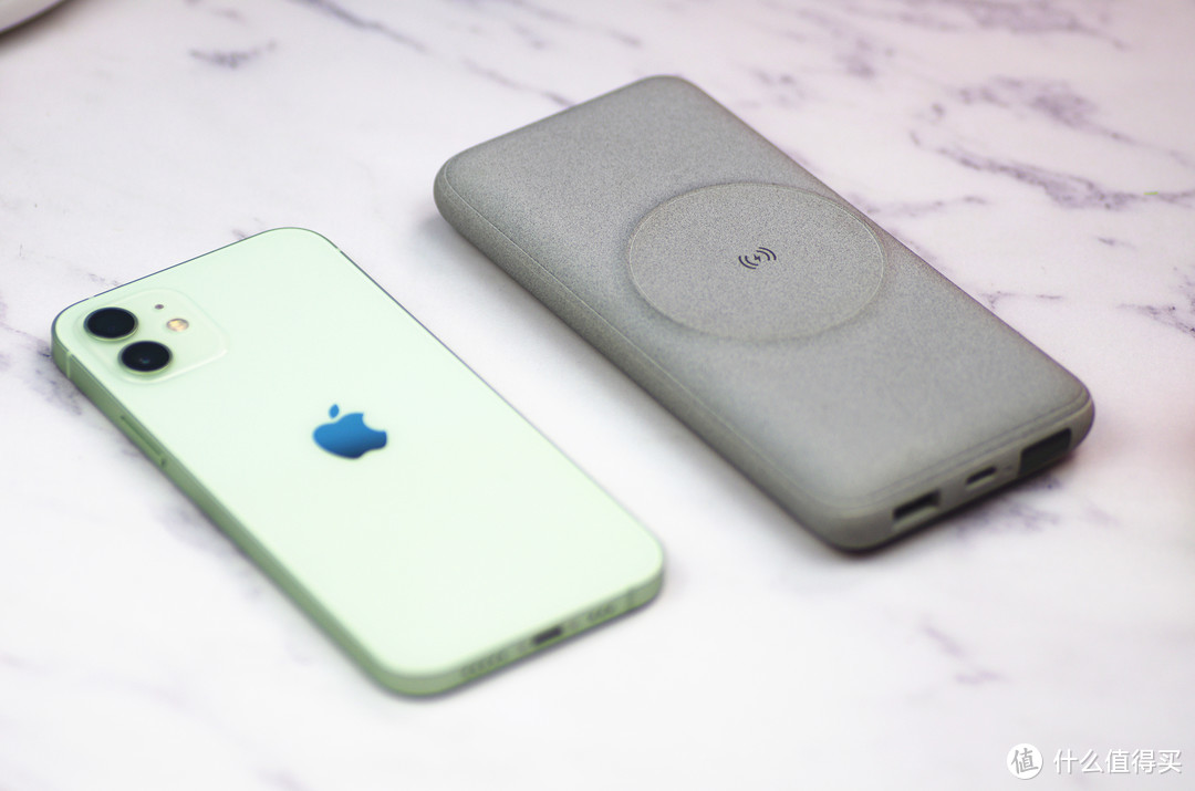 iPhone 12手机专用MagSafe磁吸充电宝——南卡POW3 