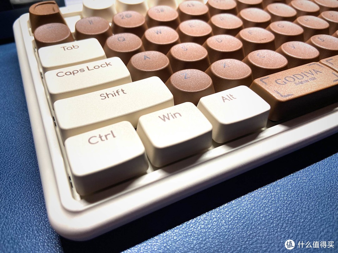 秋天奶茶的回馈——ikbc歌帝梵巧克力机械键盘