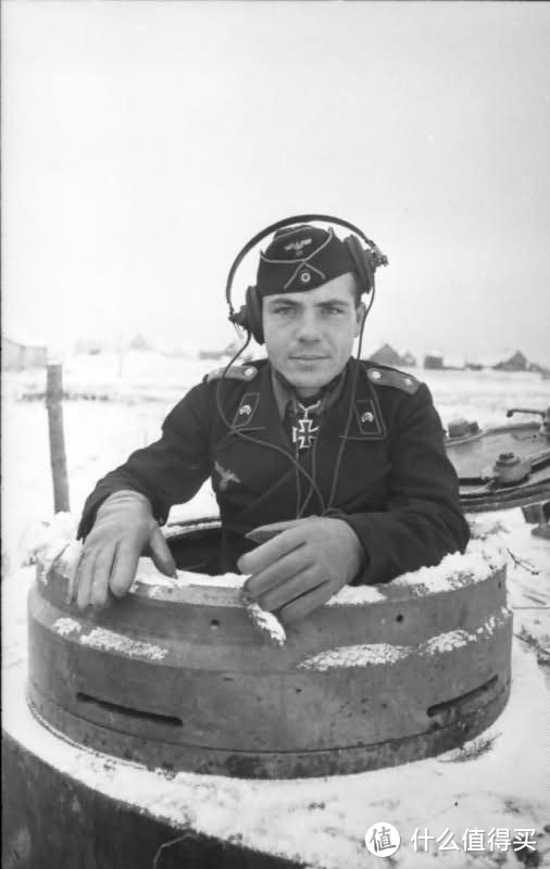 库纳特上尉在指挥塔里，1944年1月