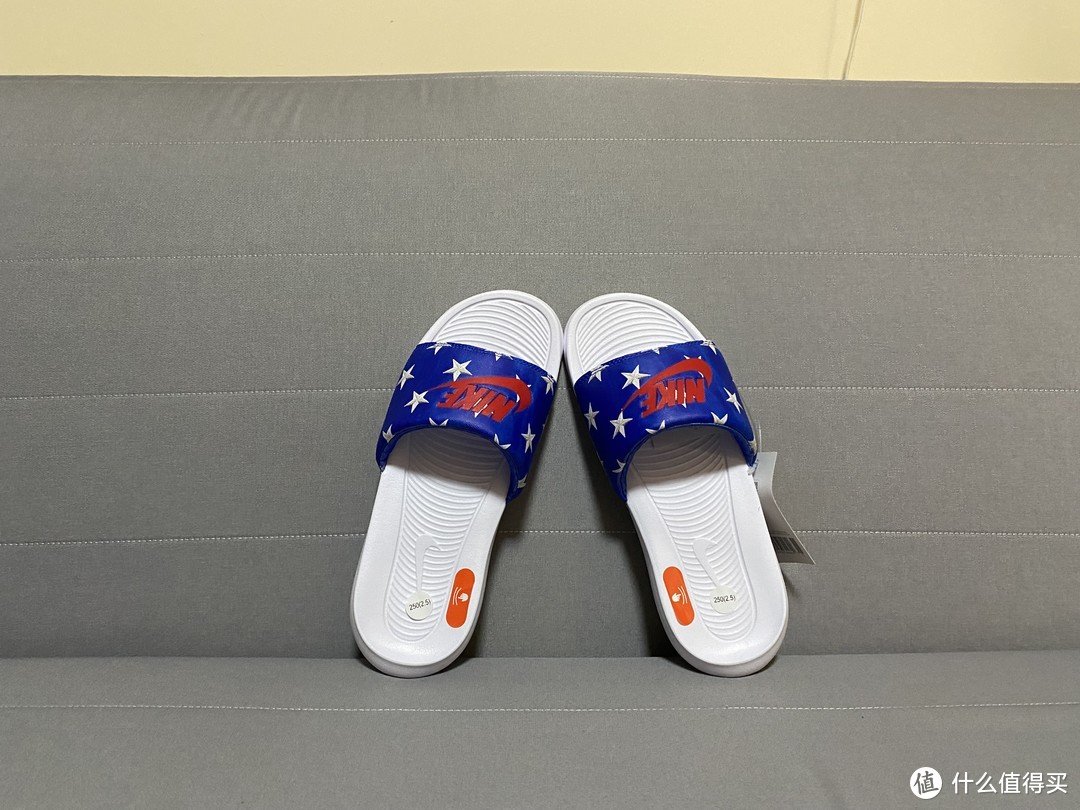 Nike Victori One Slide Print拖鞋