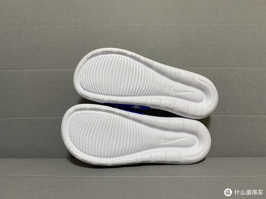 Nike Victori One Slide Print拖鞋