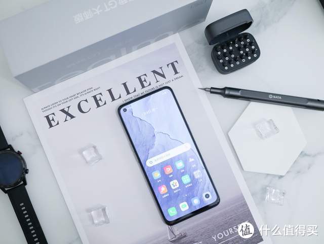 realme 真我GT 大师版：跟我玩质价比，你们玩不过我的