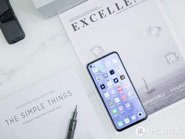 realme 真我GT 大师版：跟我玩质价比，你们玩不过我的